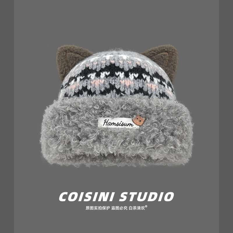 Damesmuts met schattige katten - Beanie Cuffed Knit recensie en prijs